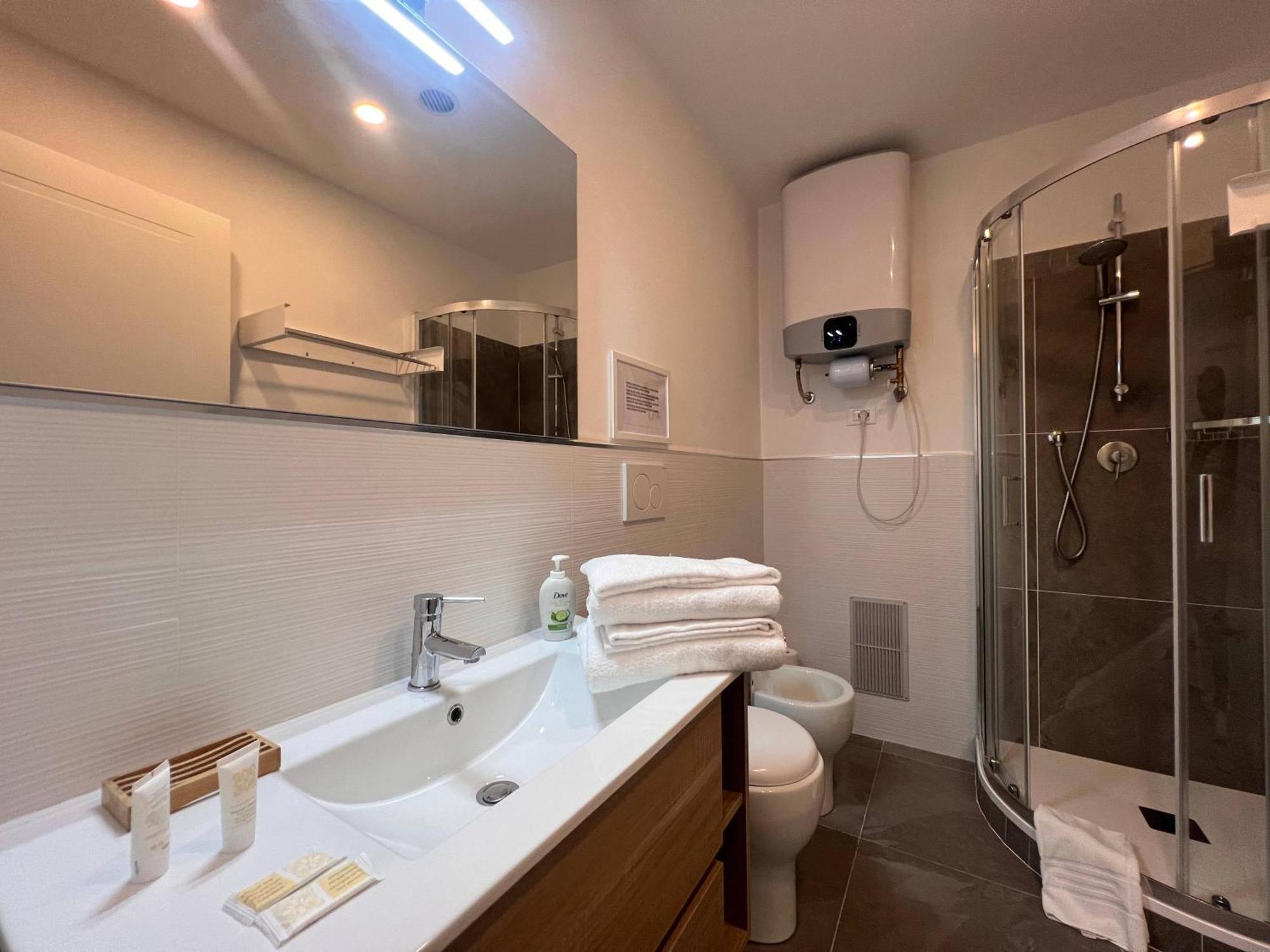 Torre Cantore Suite Генуа Екстериор снимка